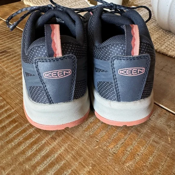 KEEN Women's Terradora Vent Hiking Shoes - Picture 3 of 9